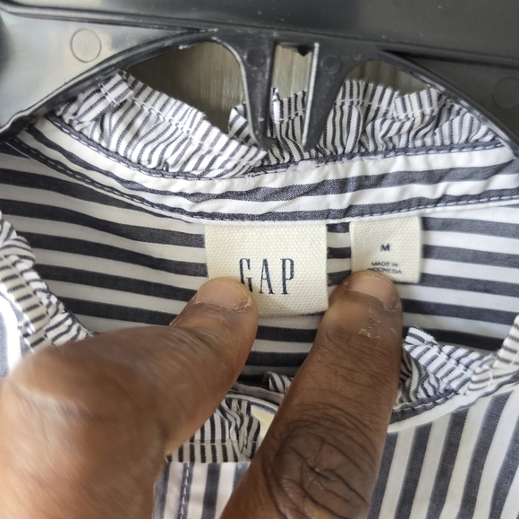 Gap Shirt Women Sz M Striped Ruffle Collar Flare Long Sleeve  Cotton Button Up - Picture 5 of 12